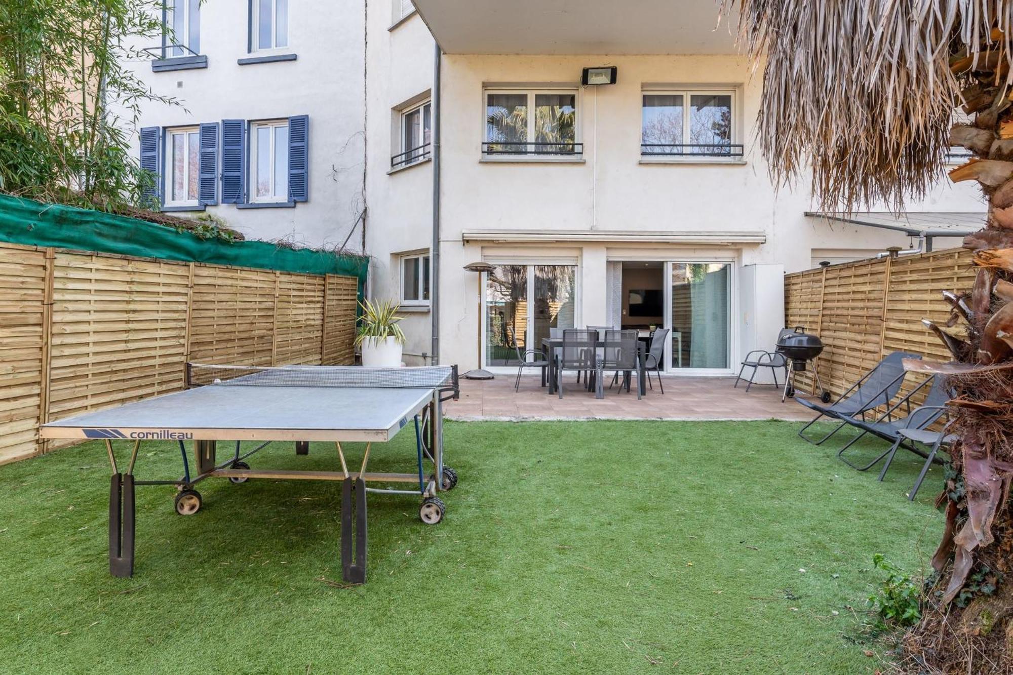 Maison Frappaz - 4 Bedrooms With Garden Віллербанн Екстер'єр фото