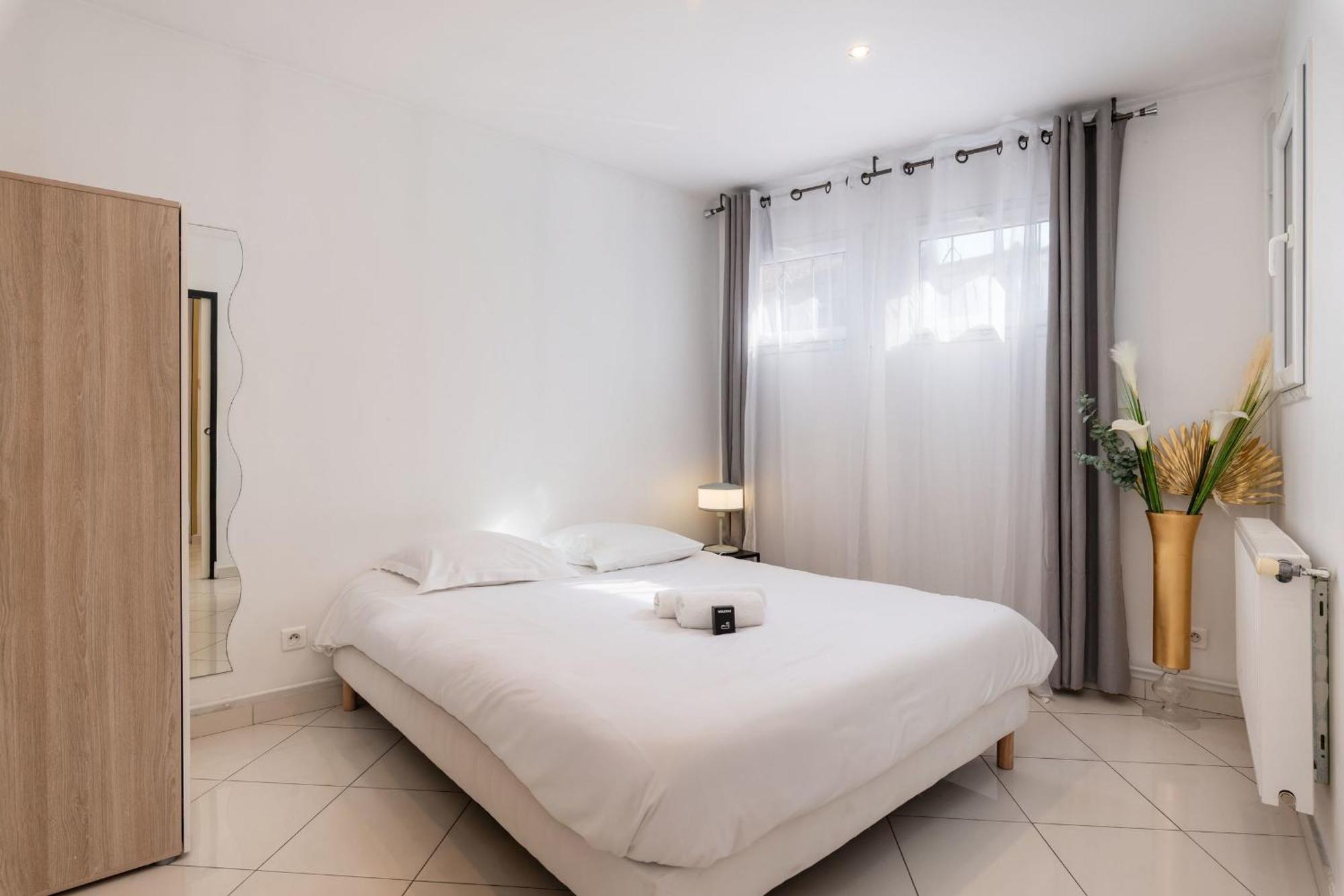Maison Frappaz - 4 Bedrooms With Garden Віллербанн Екстер'єр фото