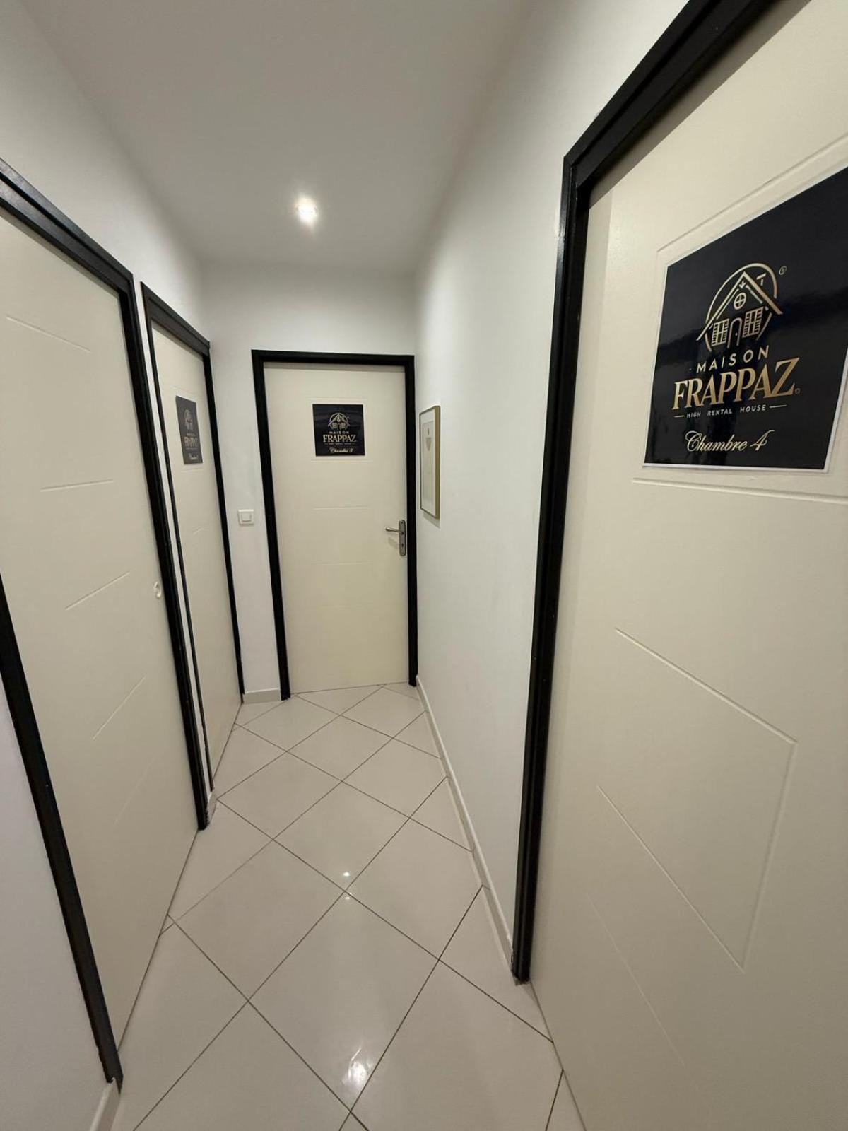 Maison Frappaz - 4 Bedrooms With Garden Віллербанн Екстер'єр фото